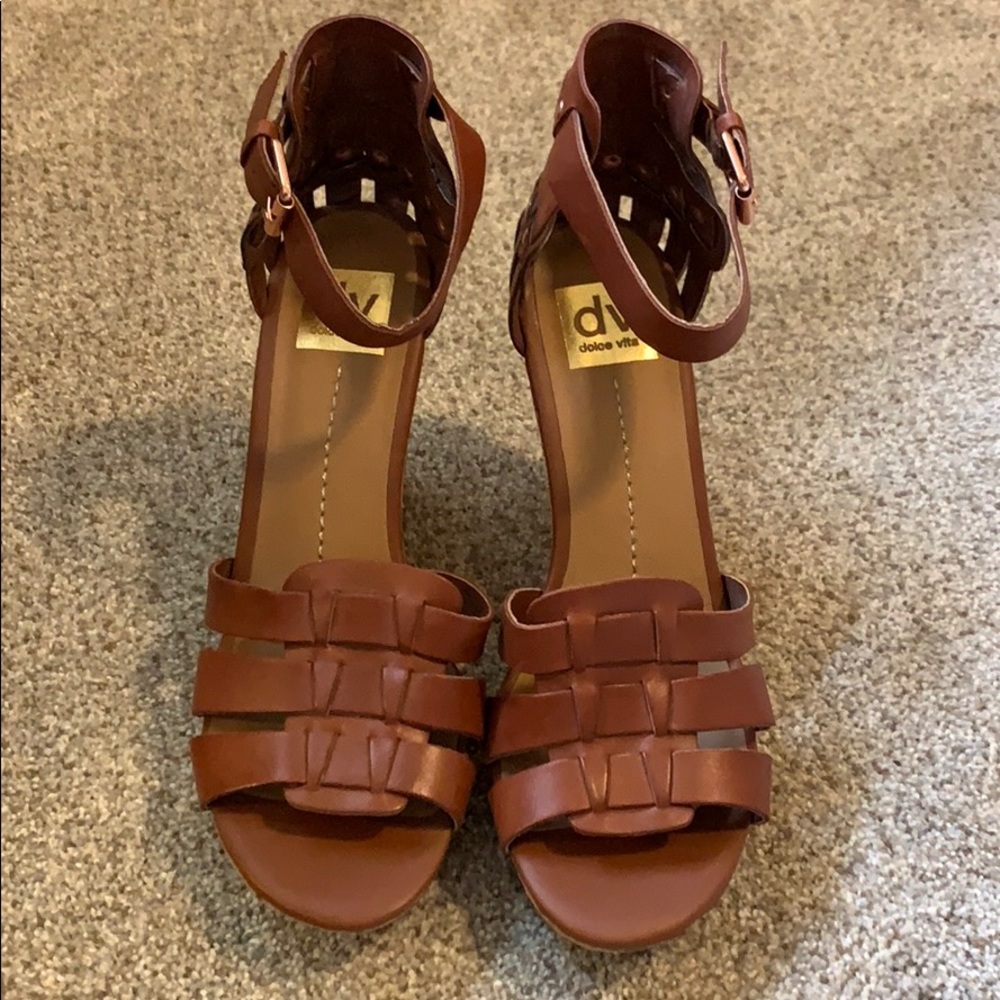 Dolce Vita Brown Wedges